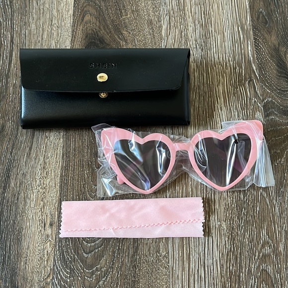 SHEIN Accessories - NWT Pink Heart Shaped Sunglasses with Case and Lens Cloth